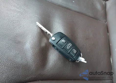 2018 Audi Q3 2.0T Premium/2.0T Sport Premium z USA, uszkodzony, nr VIN WA1JCCFS9JR026318